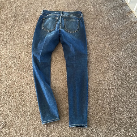 Old Navy 4 r rockstar midrise dark jean - Picture 3 of 4
